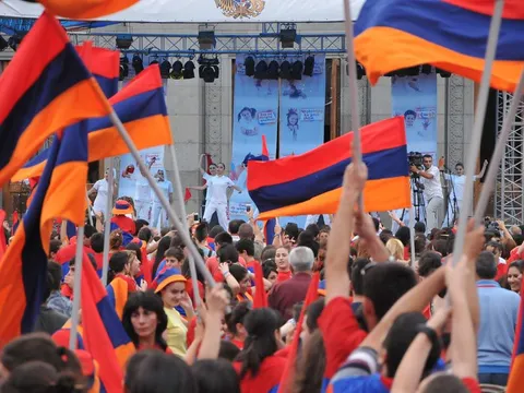 5 հուլիսի, 2013 — Srapion Gevorgyan