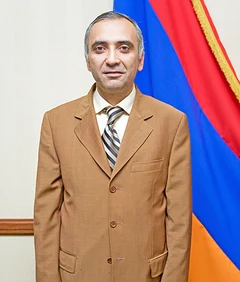 Արթուր Պողոսյան
